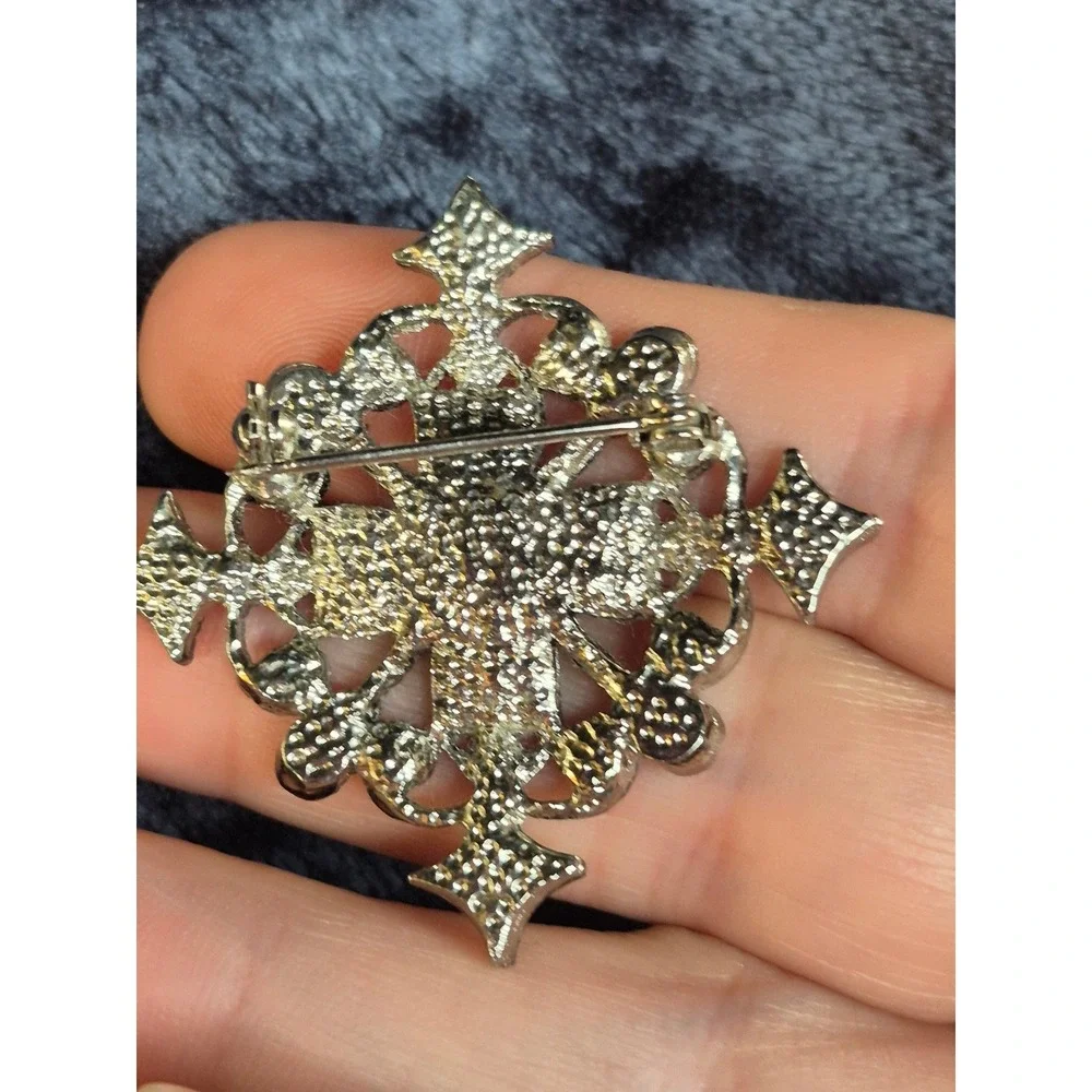 Vintage Maltese‎ Cross Brooch Purple Rhinestone Antiqued Silver Tone Pin